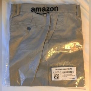 NEW men's classic fit Chino khaki Pant 32 x 30 wrinkle resistant flat front